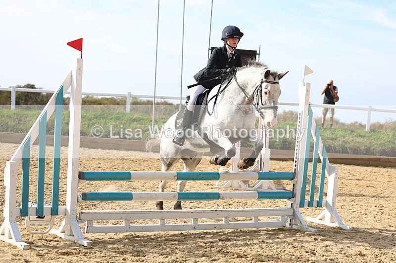 3E7A7995 - Class 4: 70cm open