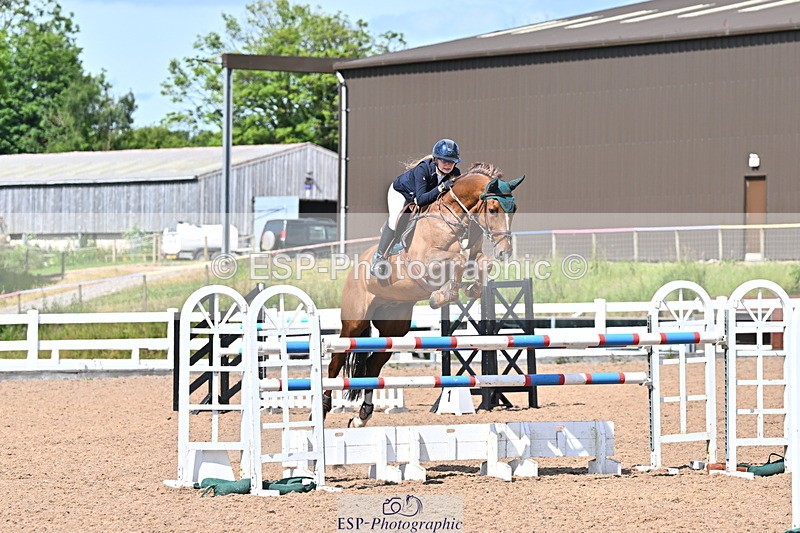 240619A-155958-01081 - Cls 5 Snr Foxhunter and 1.20m Open