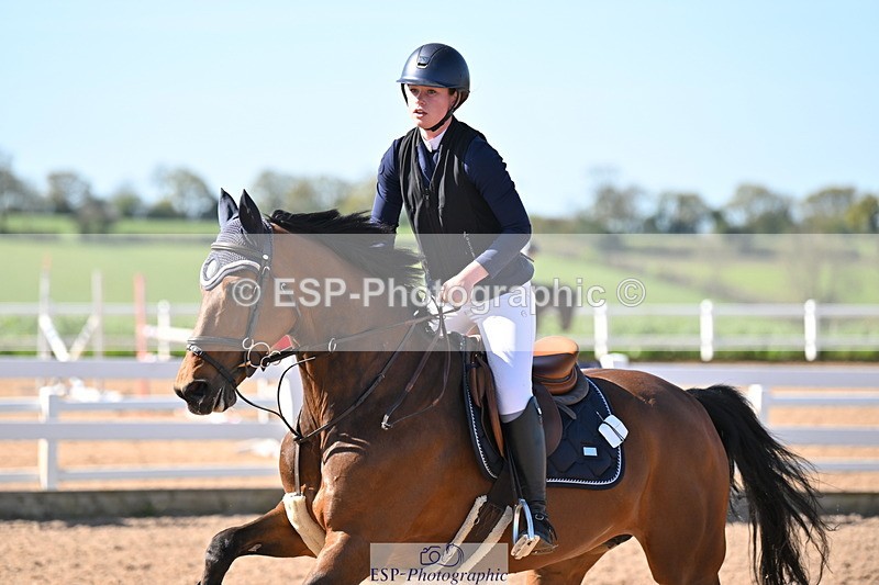 240420A-102212-10288 - Cls 19, 1 Star Silver Tour 1.20m