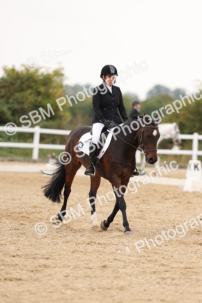 SBM_01730 - Class 9 - Novice 27 Champs