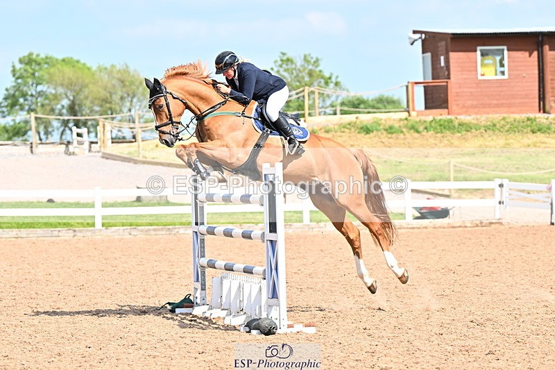 240605A-162146-01083 - Cls 6 National 1.30m and 1.40m