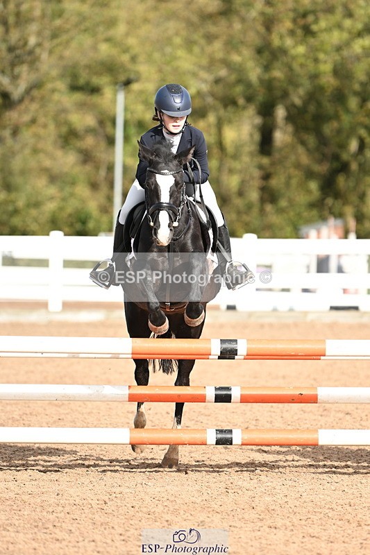 241026A-114901-00791 - SAT Cls 8 Pony Discovery and 90cm Open