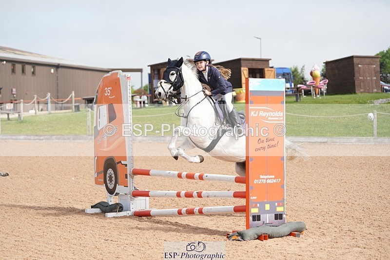 260523-101210-00049 - Cls 1 Pony Intro 70cm