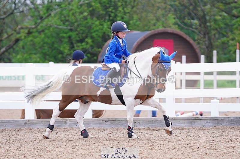 240505A-083916-03924 - Cls 11 Clear Round 50cm
