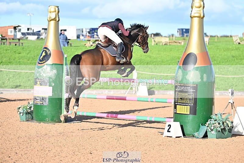 231014A-182143-06494 - Cls 21 National 1.30 & 1.40m Open