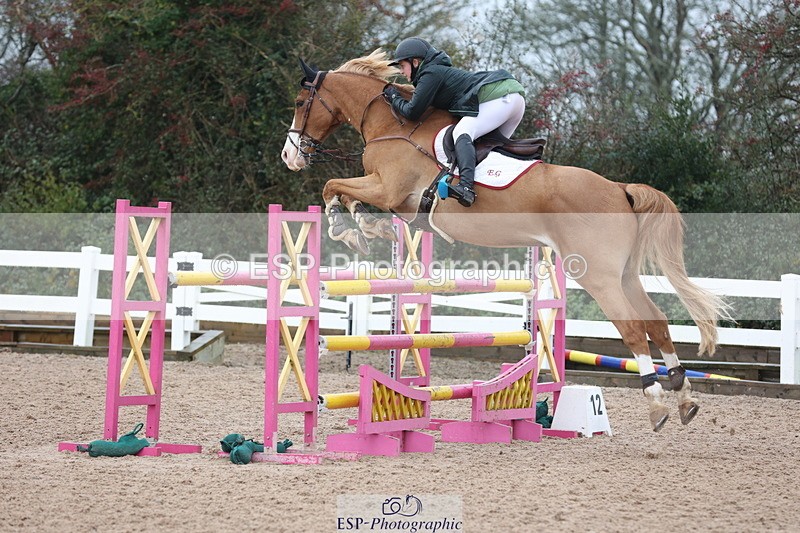 231112A-132125-04418 - Cls 20 Newcomers & 1.10m Open