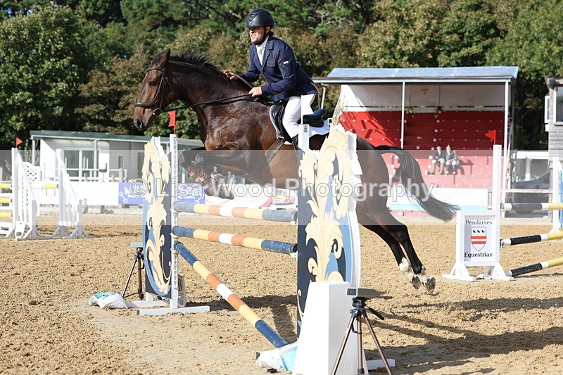 3E7A0682 - Class 13: Senior Newcomers/1.10m open