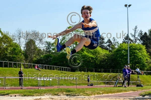 East25Sun-911018 - Field Male