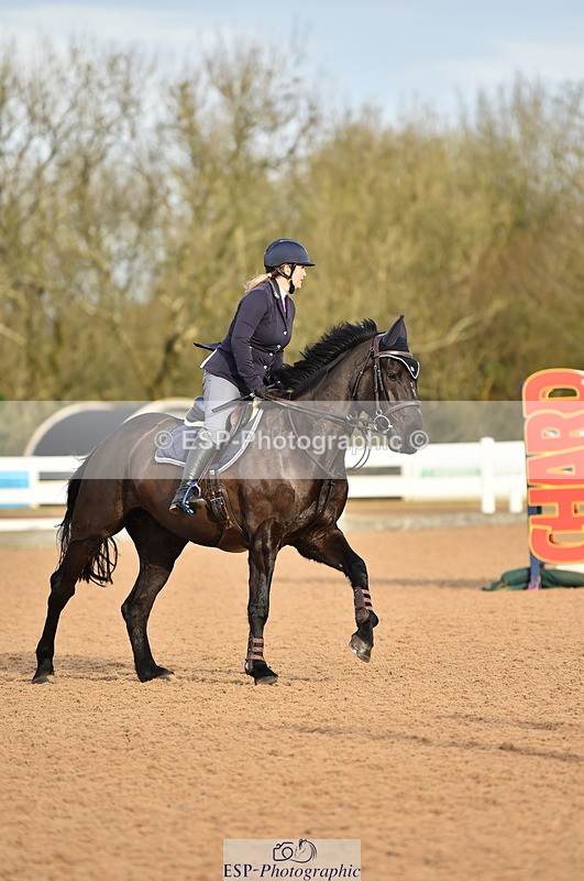 231122A-101620-00043 - Cls 1 British Novice & 90cm Open