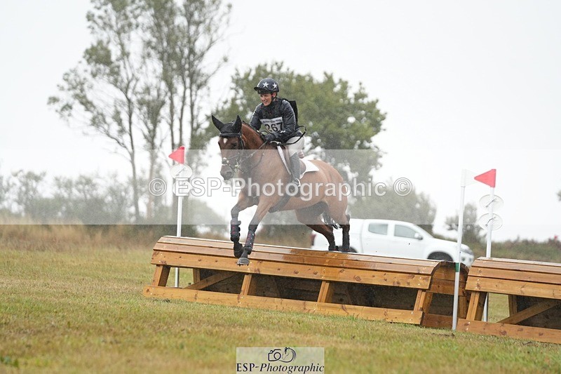 250830-144746-04204 - F-267-Amy.Tough