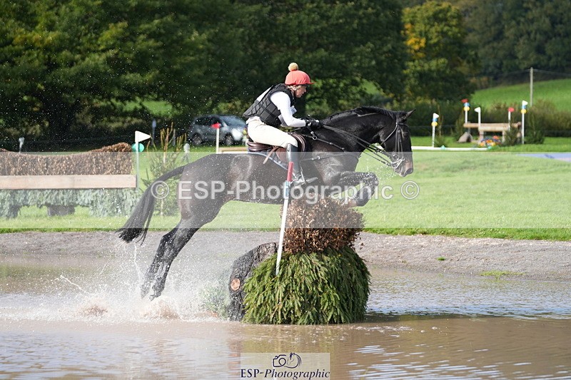 251024A-120718-08637 - B-111-Polly.Walker