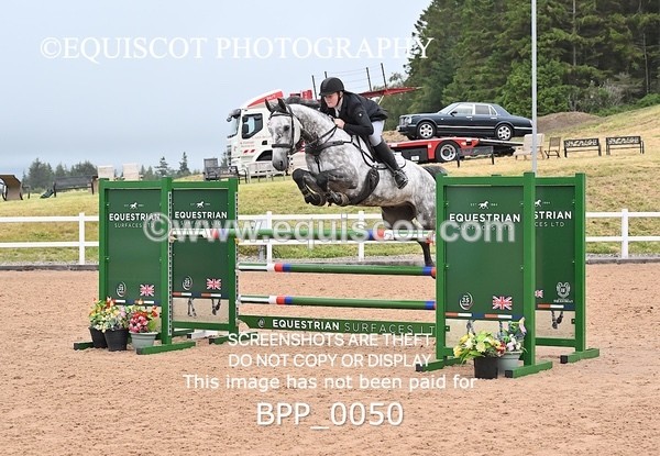 BPP_0050 - CLASS 25 SUN HOYS Redpost Equestrian Senior Foxhunter Second Round