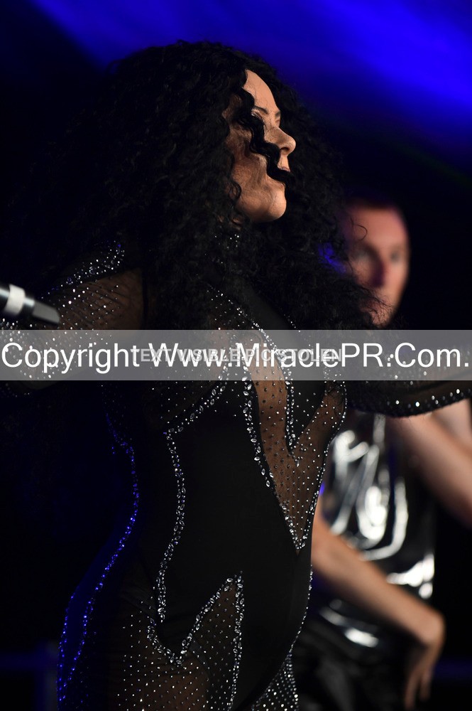 SH4_6298 - The Cher Experience