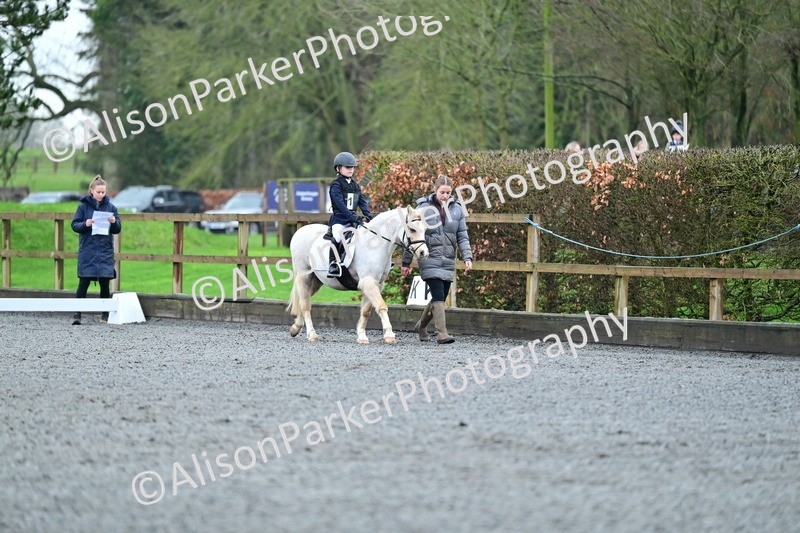 20260125-0834 - Class 9a - Walk Trot Assisted