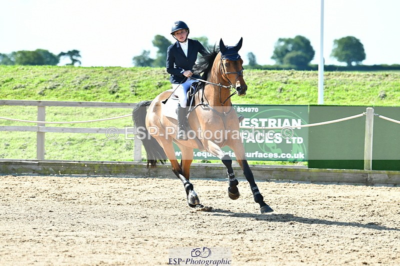 230720A-095358-01852 - Cls 1, 2 Star Small 1.30m