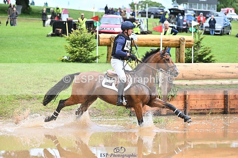 240526-141245-23814 - 449-REDFIELD_FYRE-Cassie_Sanger