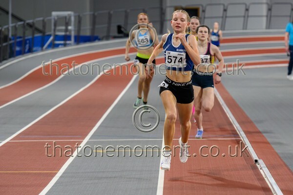 AgeInd25SAT-910294 - Track Female Set Two