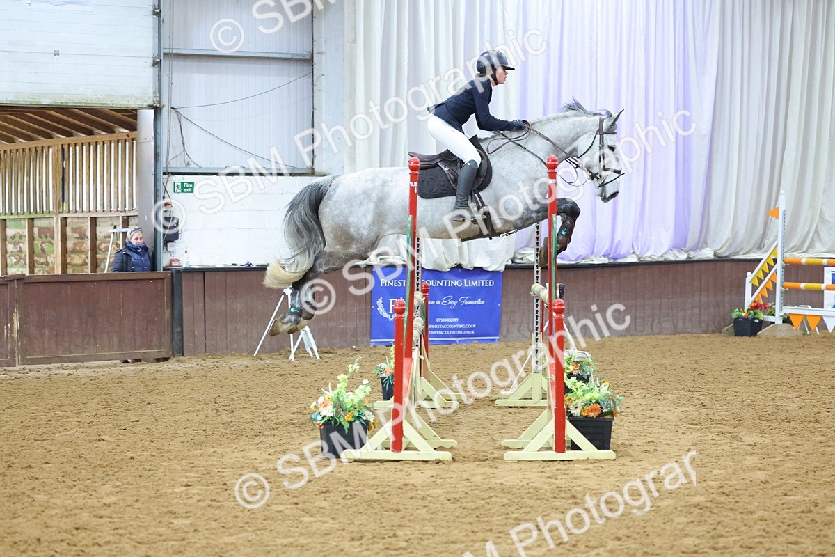 SBM_010570 - Class 23 - Senior Newcomers/ 1.10m Open - First Round (1.10m)