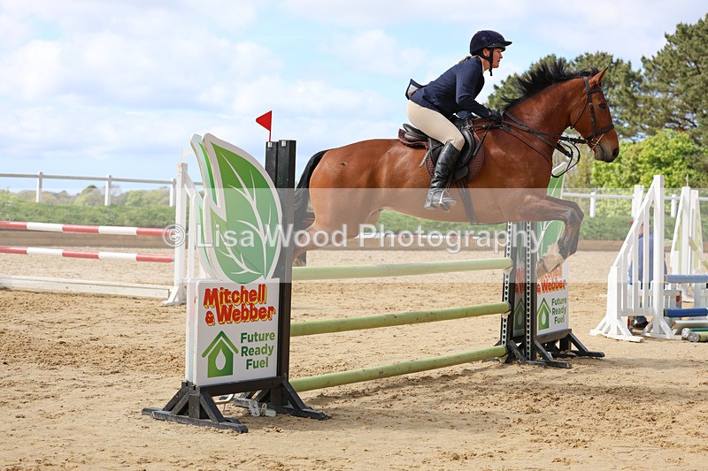 3E7A8252 - Class 11: 1 metre open