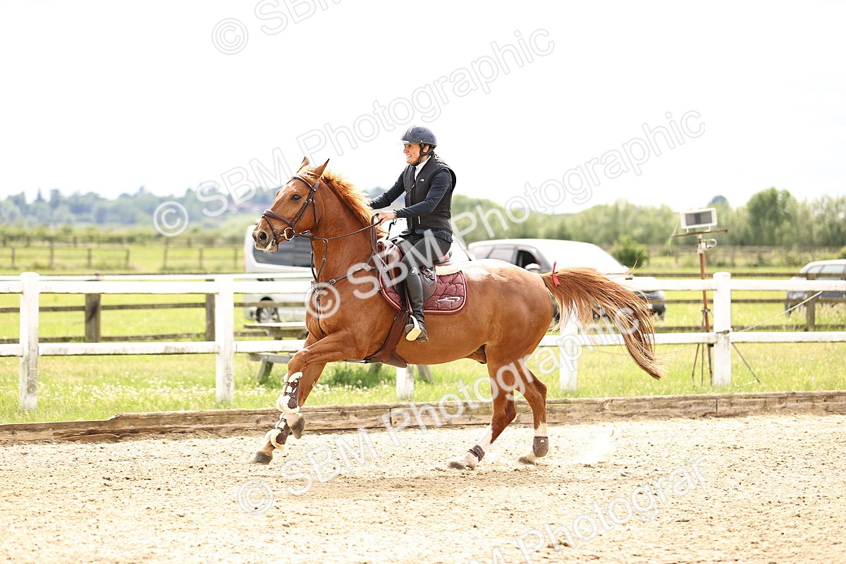 SBM_008063 - Class 21 - Senior Foxhunter - 1.20m