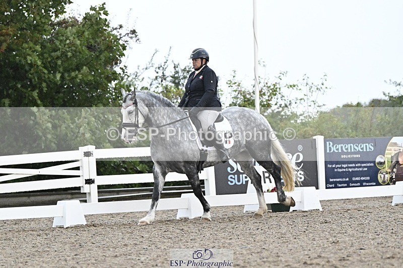 250907-081431-05625 - 029-Emma.DairCastle.Ellis.Esmeralda