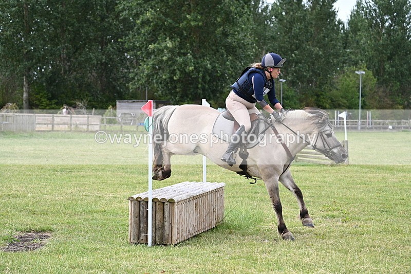 WJ7_4834 - 60cm XC Time 09:58 to 10:16