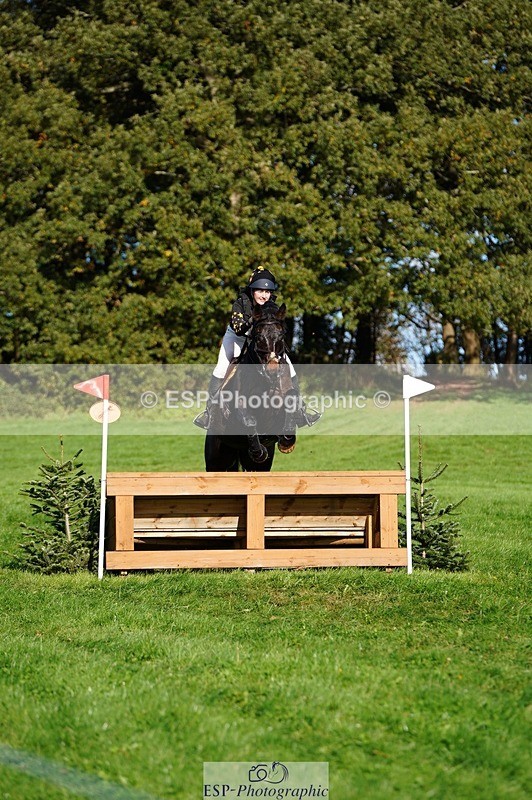 241026-112244-12098 - 377-Bethany.Hull-CARRICK.DIAMOND.OLIVER
