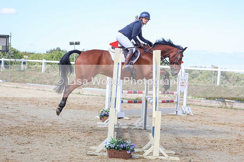 3E7A0573 - Class 4: Senior British Novice/90cm open