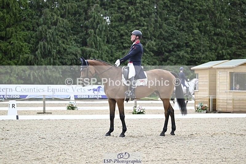 000101-220633-04544 - 403-CRAZY_DU_LOIR-Oliver_Townend