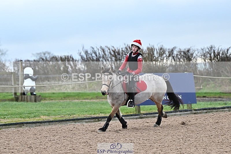 241215-100416-00156 - 70cm