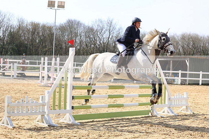 3E7A6524 - Class 4: Senior British Novice/90cm open
