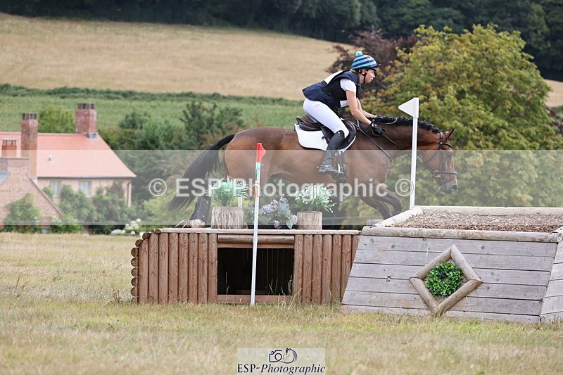 250802A-102137-00863 - B-055-Olivia.Turner-ODIN.VAN.DE.KOOLHOF