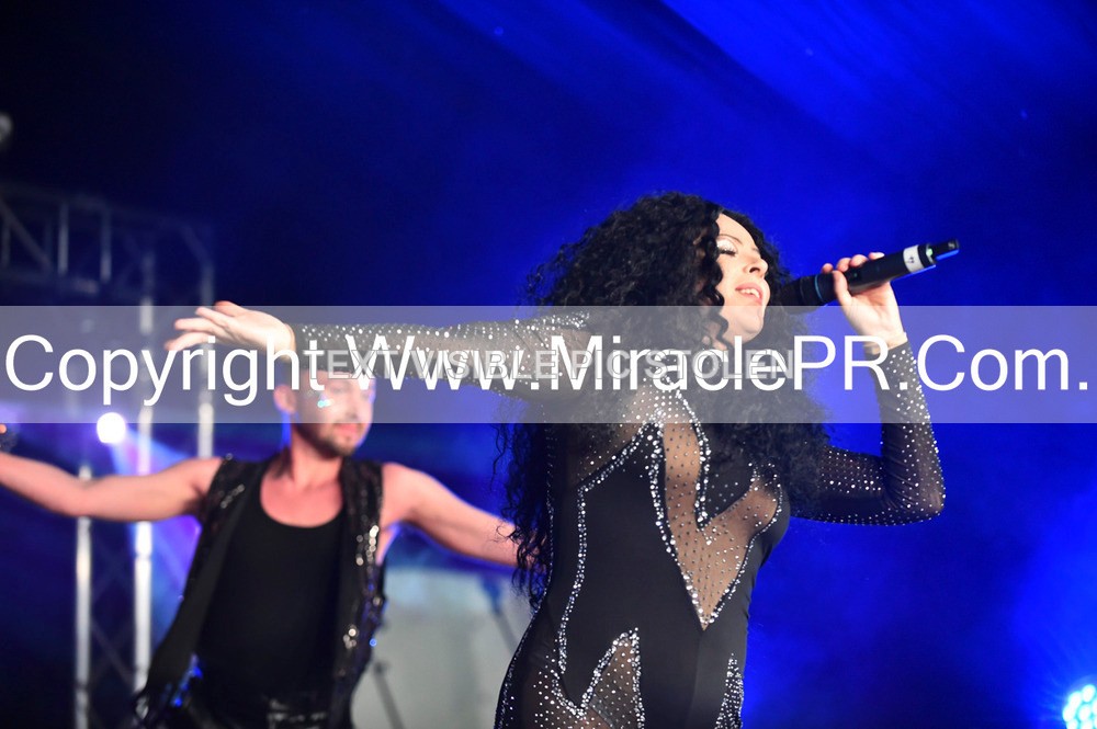 SH4_6832 - The Cher Experience