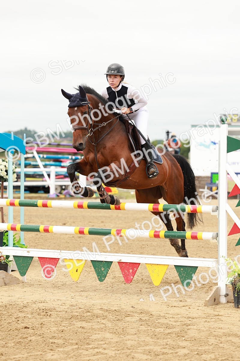 SBM_016828 - Class 20 - Senior Newcomers - 1.10m