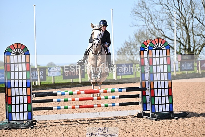 260408-102147-00135 - Cls 2 British Novice and 90cm