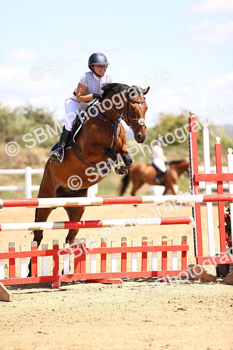 SBM_014859 - Class 15 - Senior Newcomers - 1.10m Open