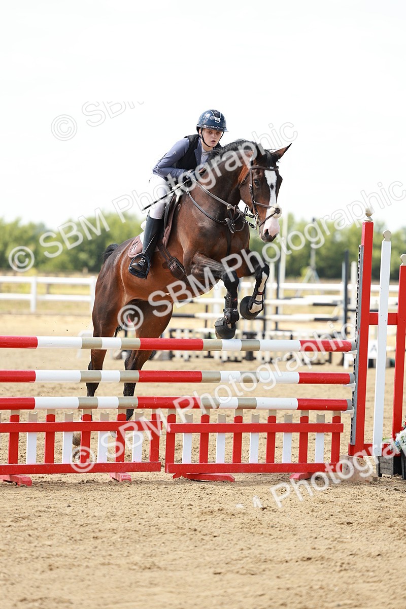 SBM_007555 - Class 3 - Senior Newcomers - 1.10m Open
