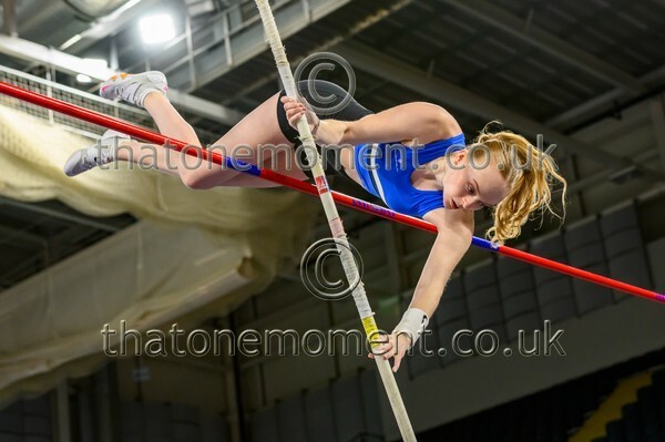 SeniorInd25-916986 - Field Female