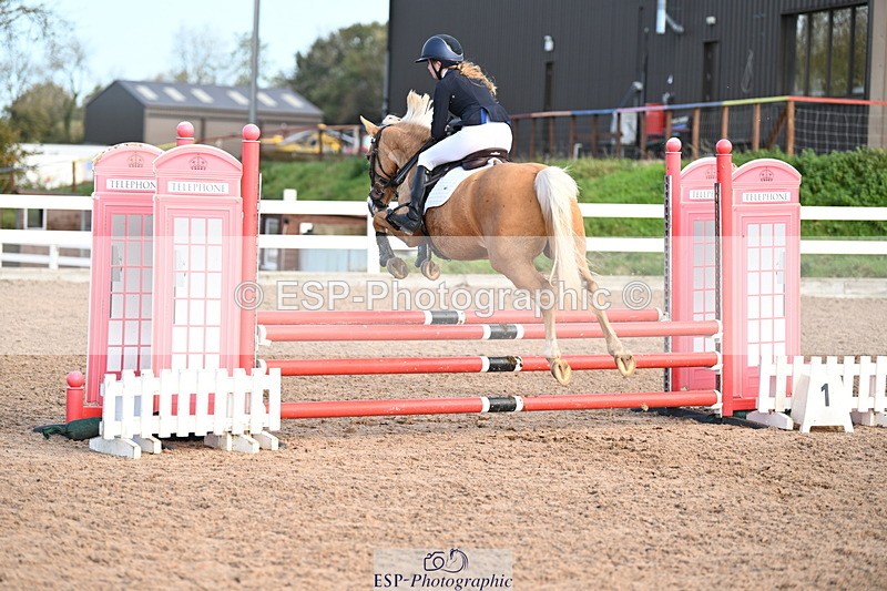 241026A-110735-00297 - SAT Cls 5 Pony British Novice and 80cm