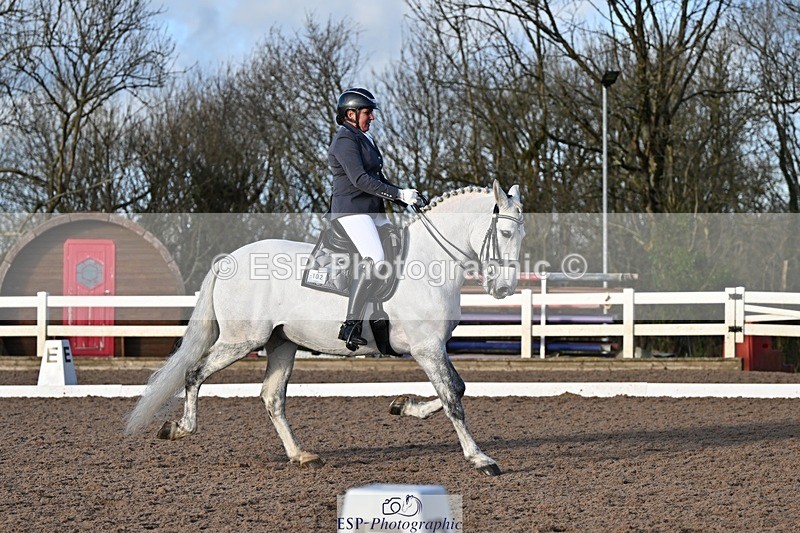 241214-135231-02631 - 102-PAULA.LEE-Deseado.Santo