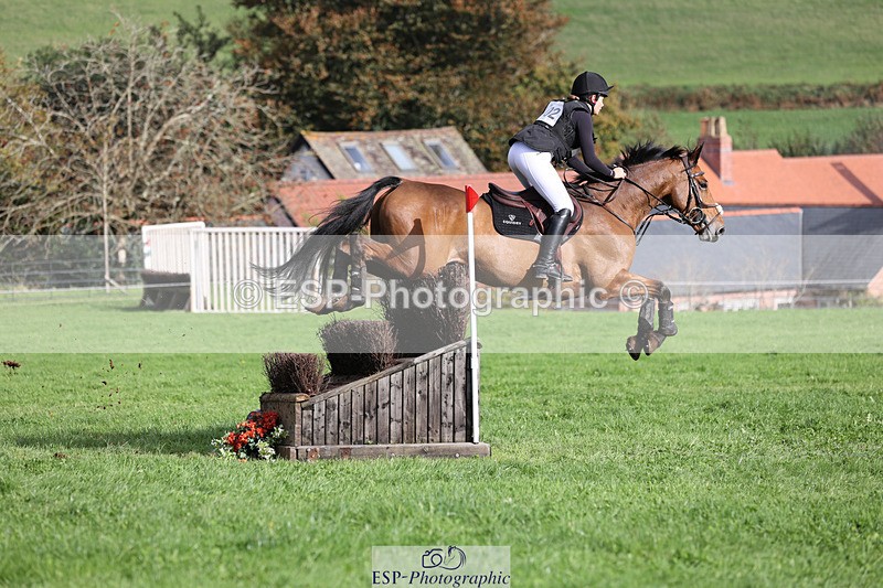 241025-122959-08072 - 102-Holly.Morris-ROYALE.LOUIS