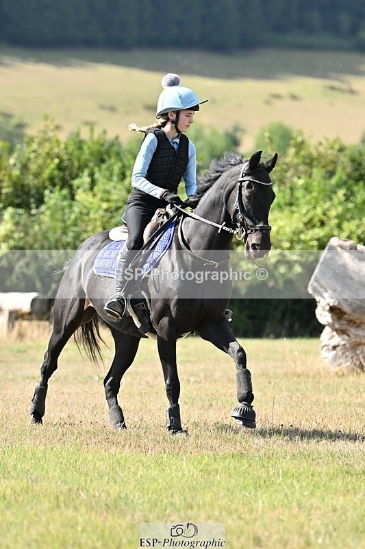 250821B-102455-00114 - Group B - Danielle