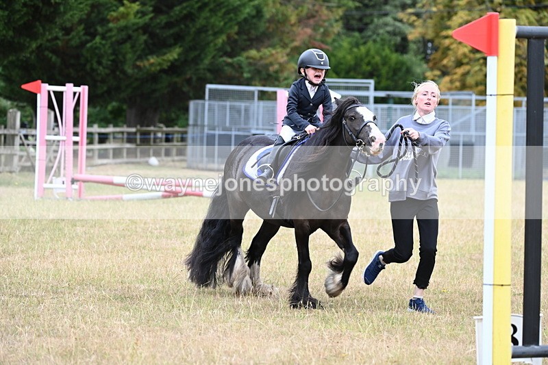 WJ6_9554 - Class 12 Minimus Jumping 45cm