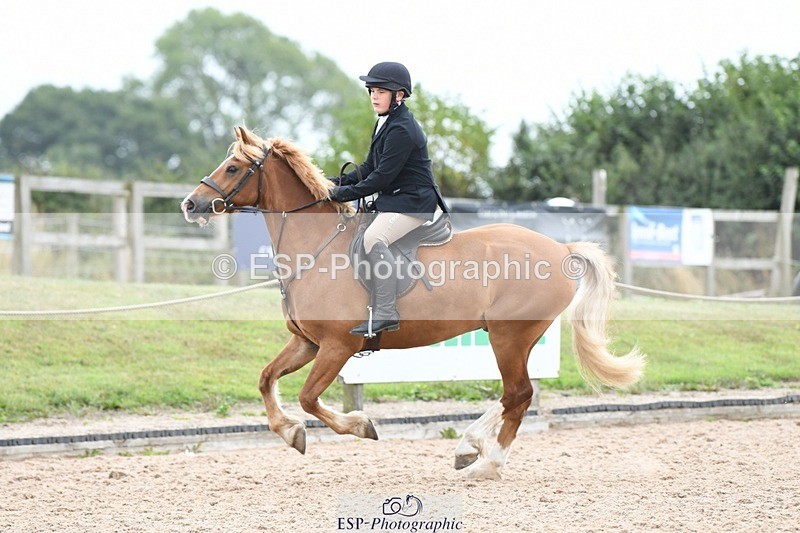 250807-102454-00122 - 70cm Round 1