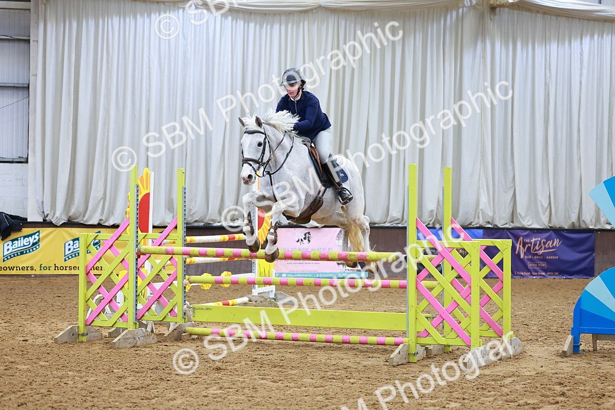SBM_001338 - Class 4 - Senior Newcomers - 1.10m