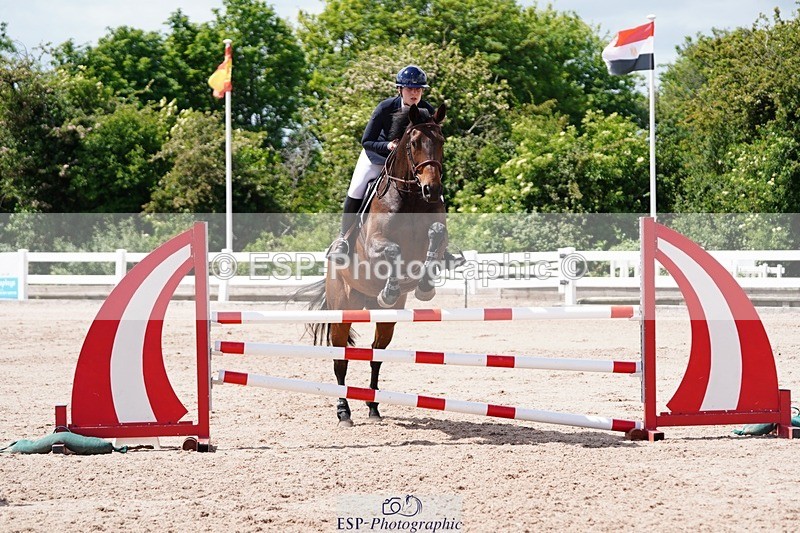 250525-121530-09380 - Cls 33 A&B Snr Disc & 1.00m Open