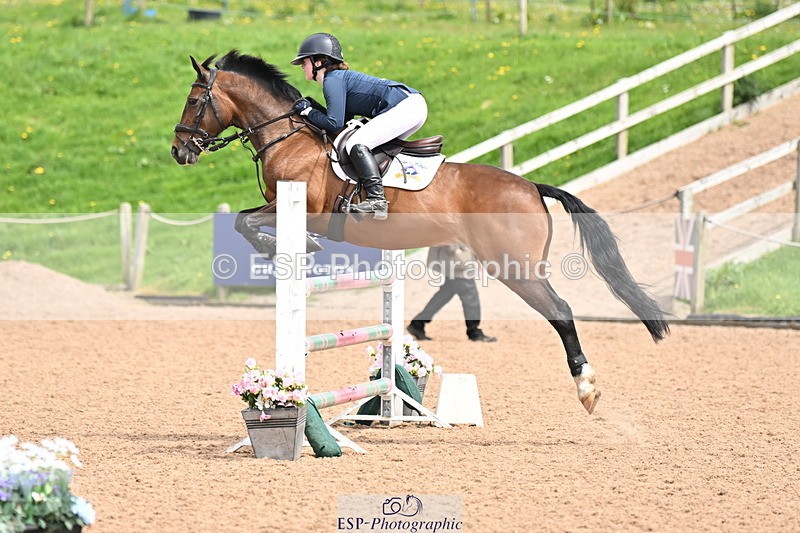 240506A-124040-08755 - Cls 5 Pony Foxhunter & 1.10m Open