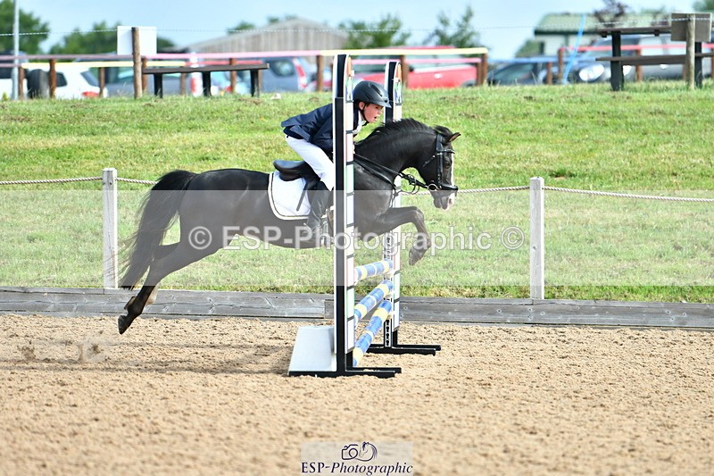 230624A-090906-00054 - Cls 36 Stepping Stones 128 & 138cm