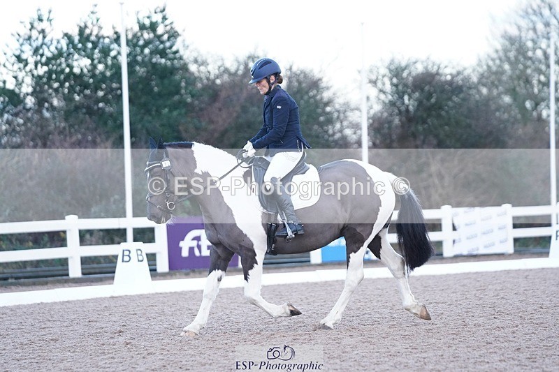 241214-095620-00093 - 122-Lisa.Counsell-Paris.Party.Girl