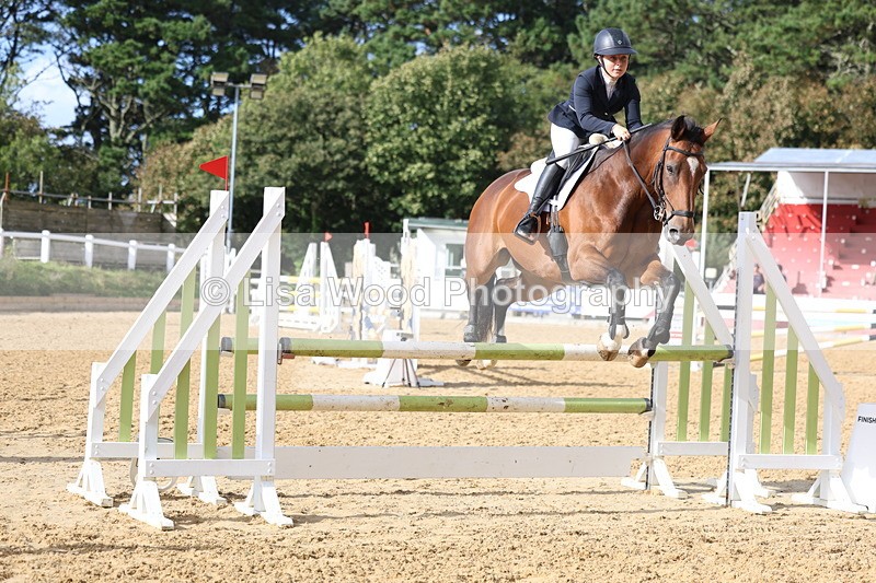 3E7A0614 - Class 13: Senior Newcomers/1.10m open